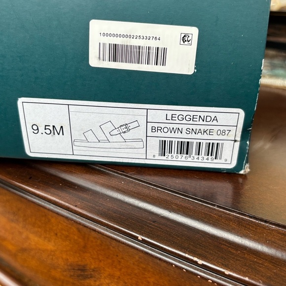 Brand New Aerosoles Leggenda Flatform Snakeskin Python Print Dual Band Sandals - Picture 14 of 16